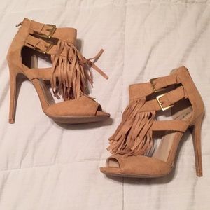 Fringe front heels